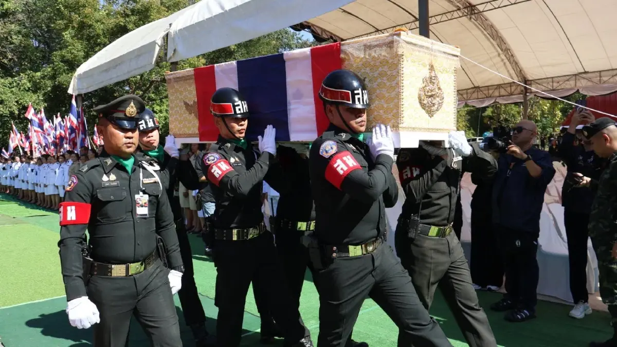 สมเกียรติทหารกล้า! ส่งร่าง 'ส.อ.กัมปนาท ทองแสง' กลับสู่มาตุภูมิ จ.ชัยภูมิ