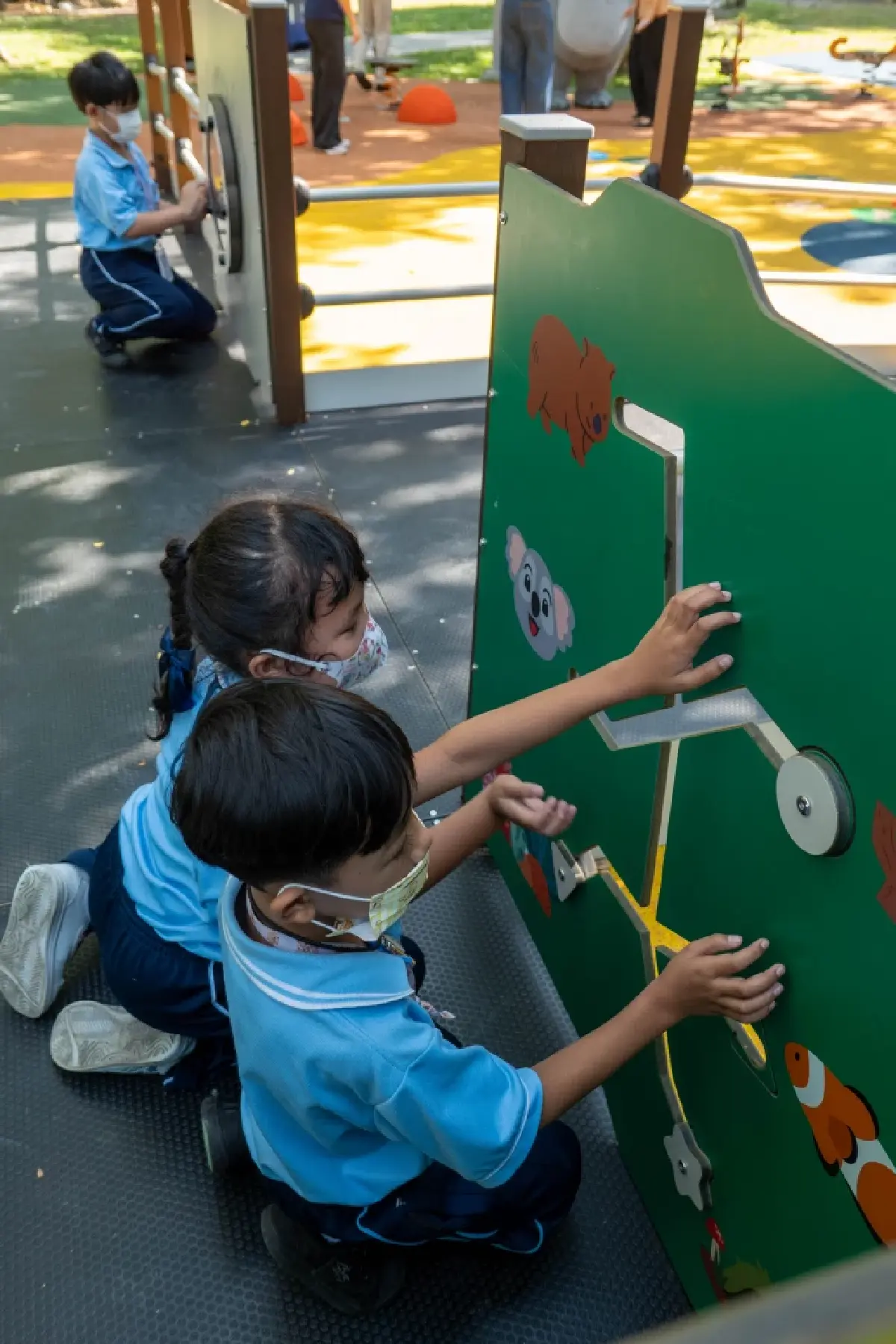 สถานทูตออสเตรเลีย- กทม. ร่วมเปิดสนามเด็กเล่นในสวนลุมฯ