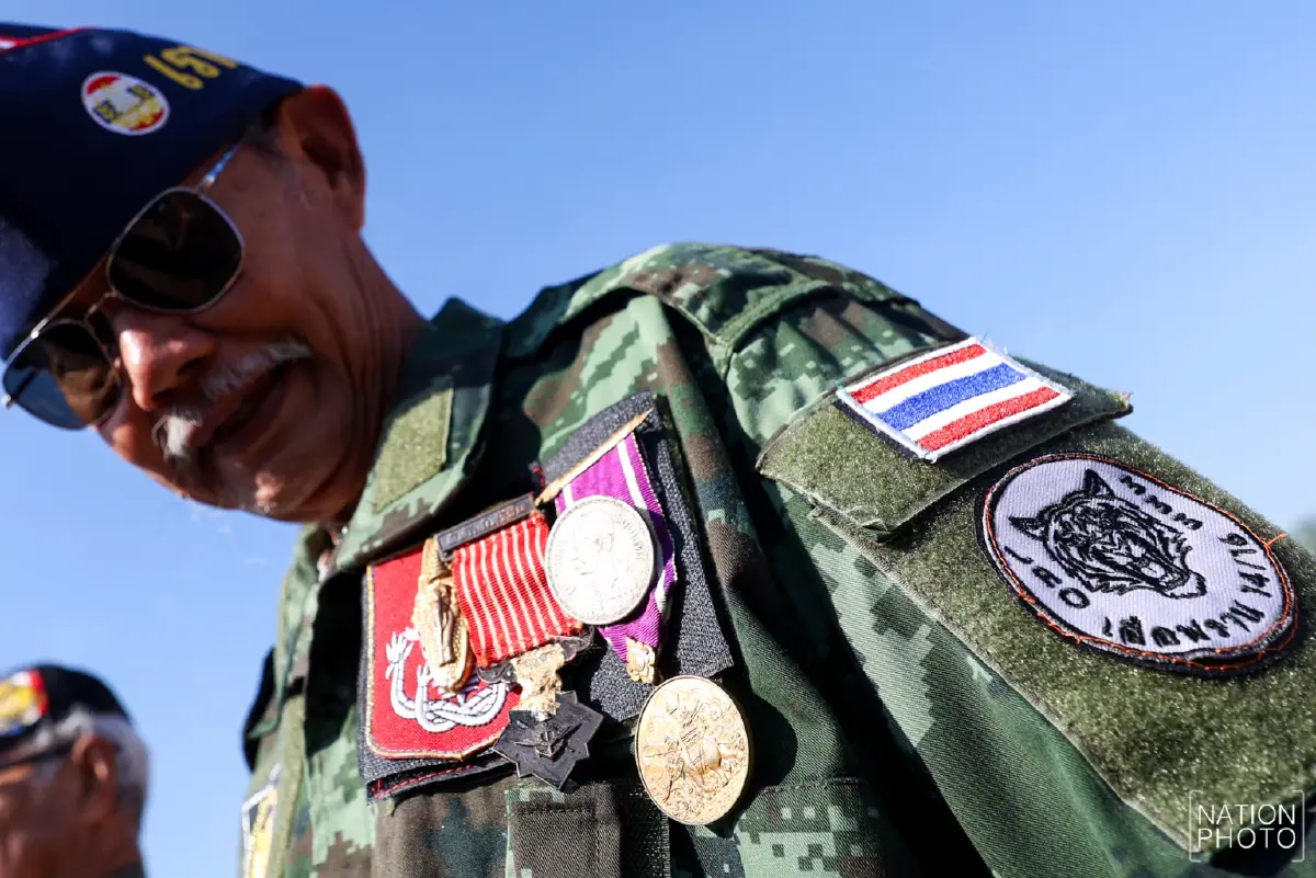 'ทหารผ่านศึก' แสดงพลังให้กำลังใจทหารกล้า-ปชช. ชายแดนไทย-กัมพูชา