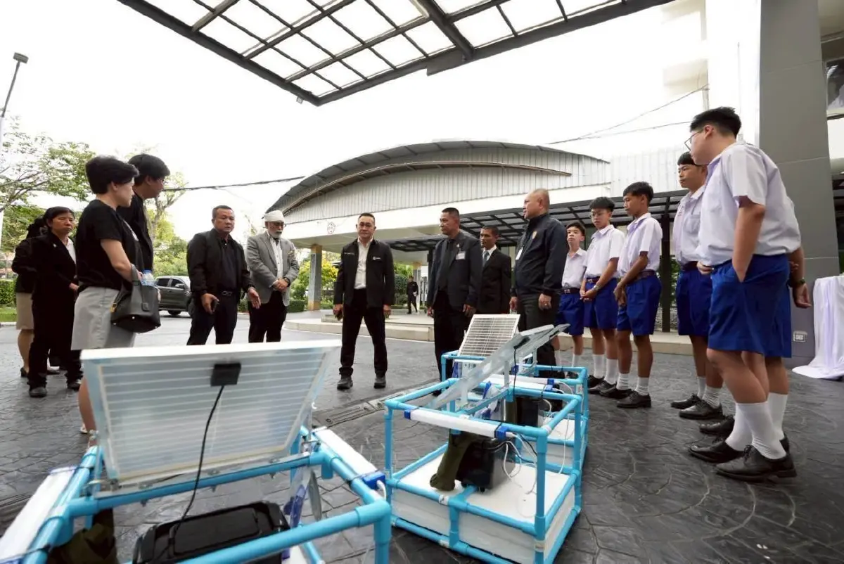 'คีย์ อินโนเวธ-อัสสัมชัญ' มอบนวัตกรรมช่วยผู้ประสบภัยน้ำท่วมแก่ กอ.รมน.