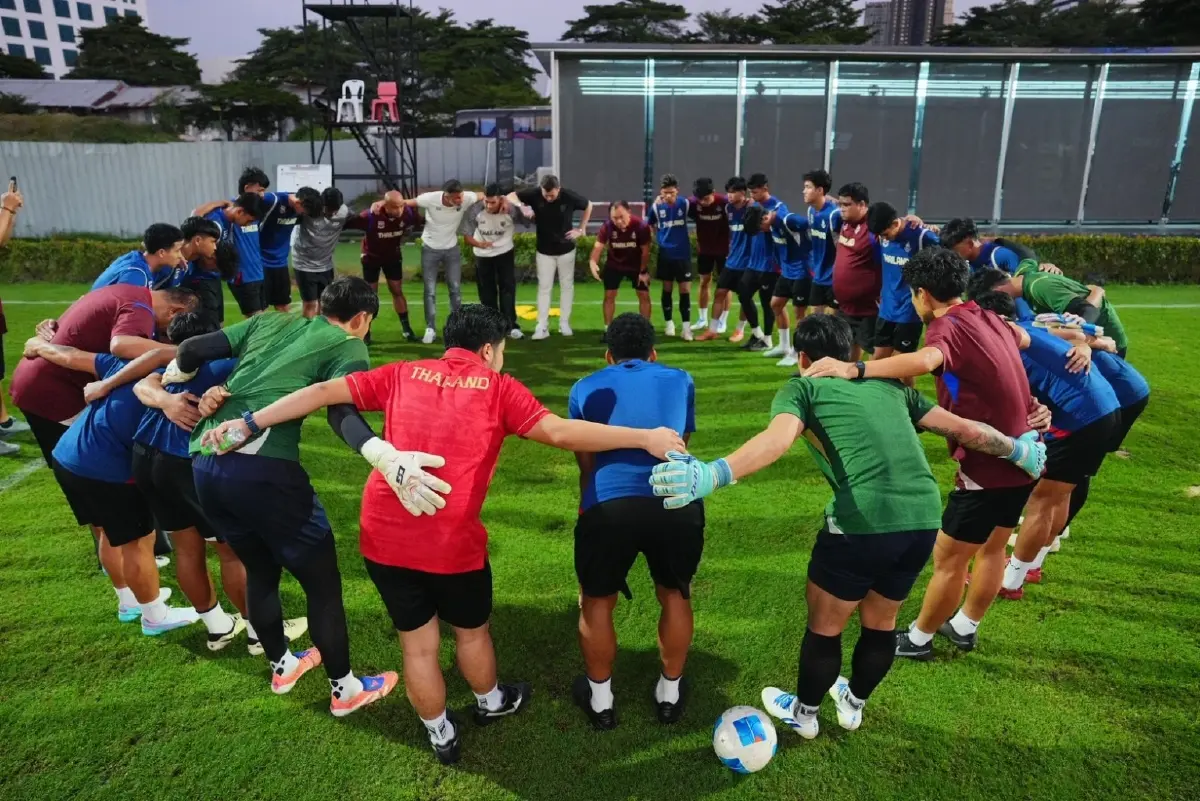 LIVE 🔴 ถ่ายทอดสดฟุตบอล 'ไทย พบ เวียดนาม’ ดูบอลสด ชิงเหรียญทองซีเกมส์ 2025