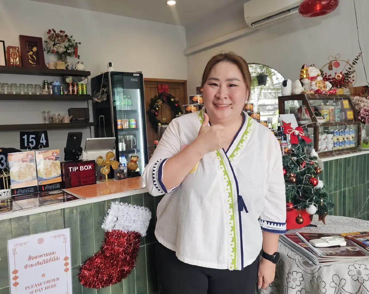 ‘โจ๊กจักรพรรดิ’ เหลาริมทาง ย่านบางนา-ลาซาล ไม่ได้มีดีแค่ 'โจ๊ก'