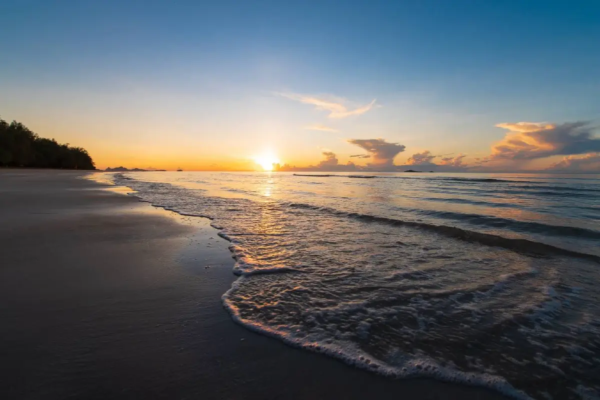 เปิดสถิติท่องเที่ยว 5 อันดับ ปีงบฯ 68 'เขาใหญ่' ซิวอันดับ 1 แห่เที่ยวทะลุ 2.14 ล้านคน