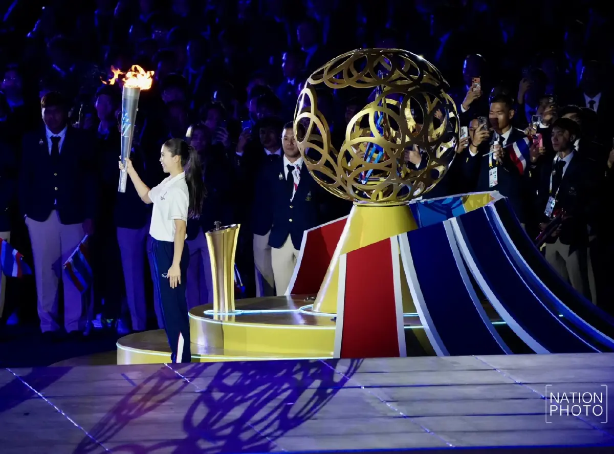 ถ่ายทอดสดกรีฑา ซีเกมส์ 2025 'เทพบิว ภูริพล' วิ่ง 100 เมตรชาย รอบชิงฯ