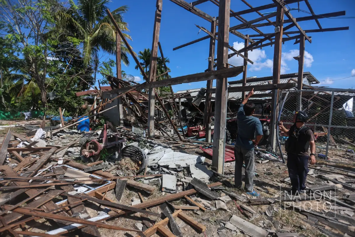 ทรัมป์ โทรคุย ไร้ผล! กัมพูชาสาด BM-21 ถล่มบ้านคนไทย เจ็บอื้อ แขนขาด