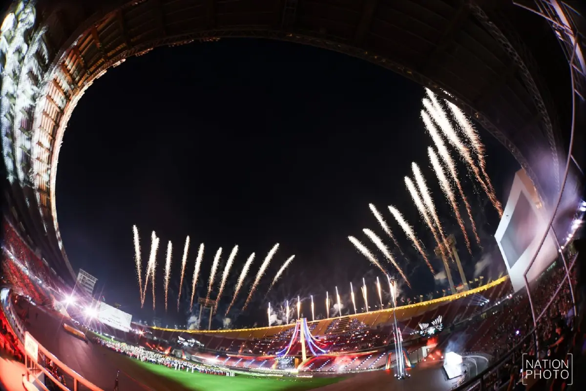 ชมภาพ พิธีปิดซีเกมส์ 2025 ไทยครองเจ้าเหรียญทอง - มาเลเซียรับไม้ต่อเจ้าภาพปี 2027