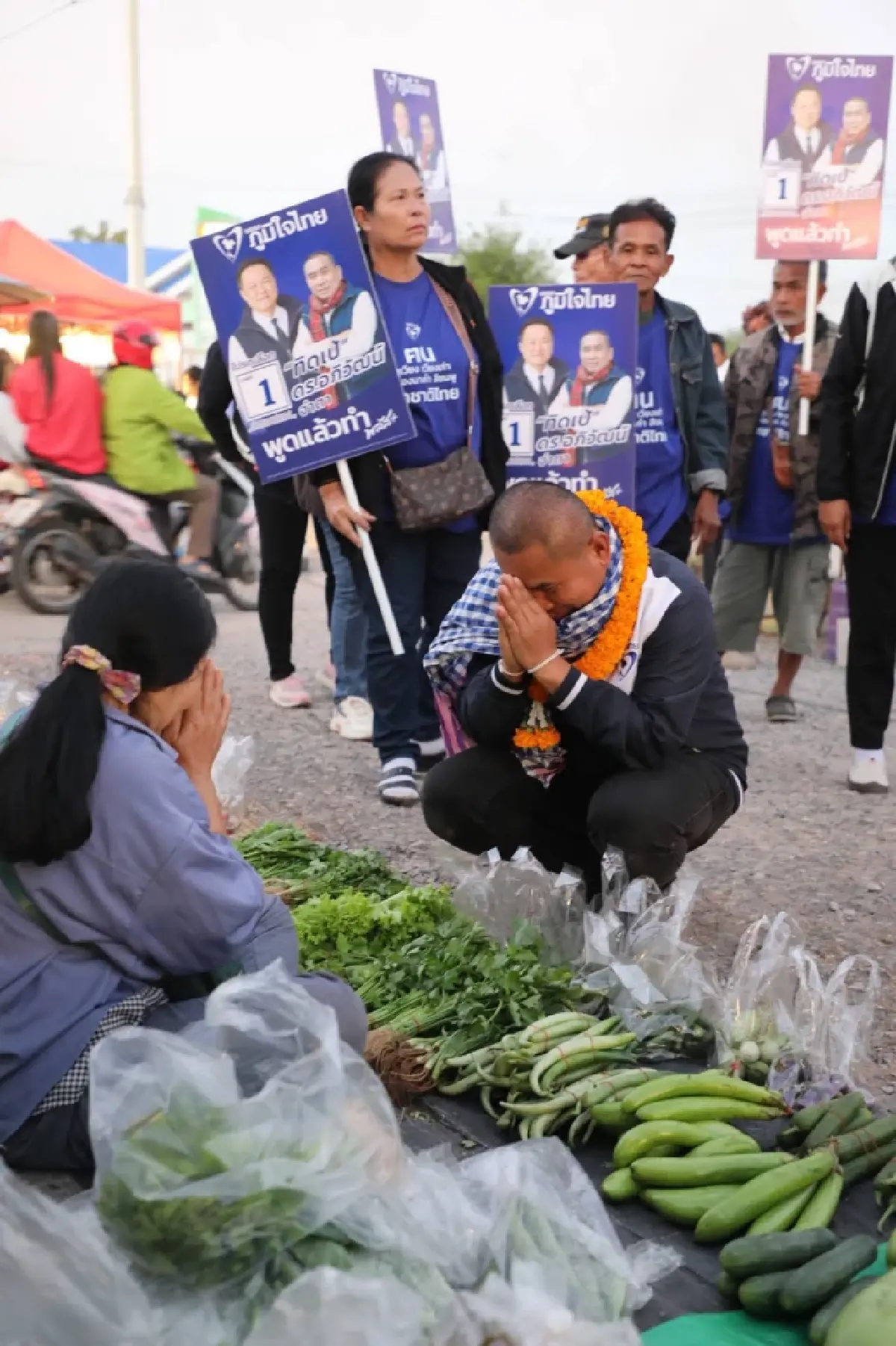 ทิดเป้ ดร. 2 ปริญญา คนดังลง สส. บ้านเกิด อาสาเพื่อชาวภูเวียง เขต 5