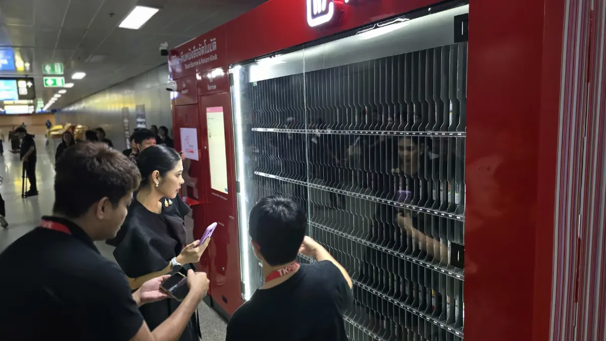 ยืม-คืน ‘หนังสือ’ ไปอ่านระหว่างเดินทางได้ง่าย ๆ กับ ตู้ 'TK Mini' ที่ สถานีกลางกรุงเทพอภิวัฒน์