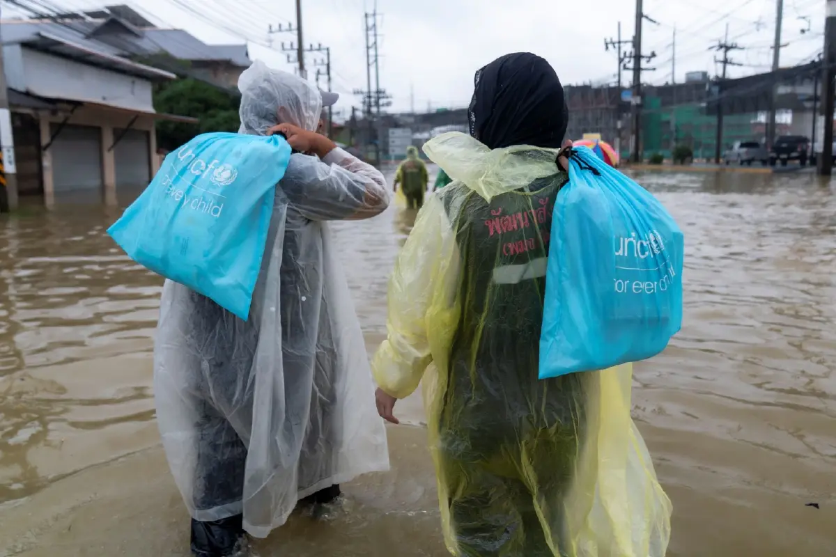 ผลสำรวจชี้ ไทยต้องเร่งเสริมความพร้อมให้โรงเรียนรับมือภัยจากสภาพภูมิอากาศที่รุนแรงขึ้น