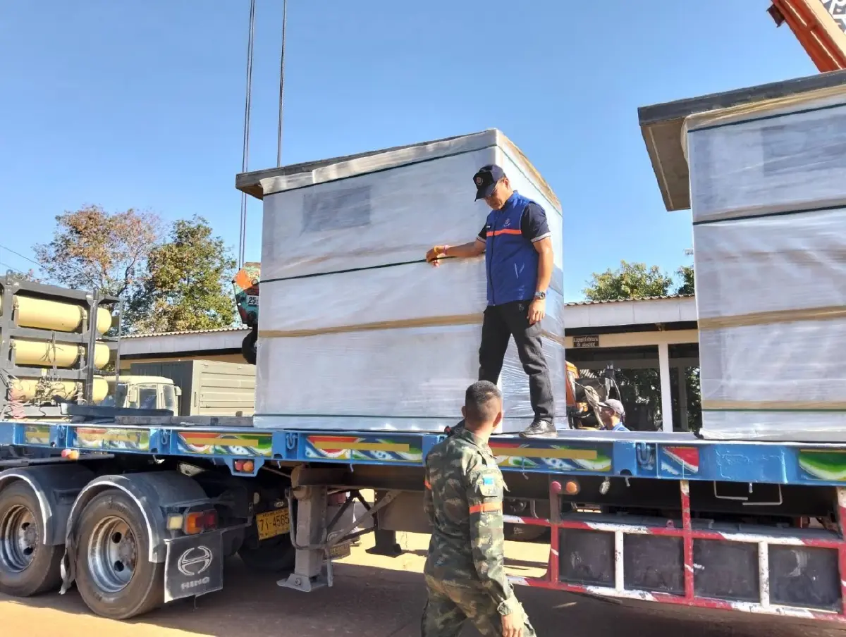 จากพระกรุณาฯ กองทุนหทัยทิพย์ สร้างถนน-รั้วชายแดนแล้ว 8 กม. บังเกอร์ 428 แห่ง