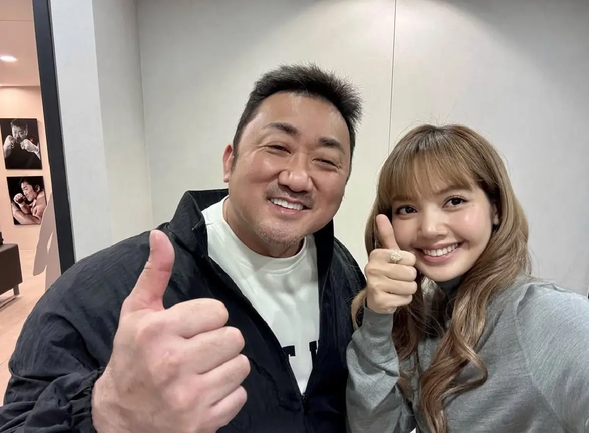 ‘ลิซ่า’ แสดงหนังเน็ตฟลิกซ์ TYGO ร่วมกับ ‘มาดงซอก-อีจินอุค’