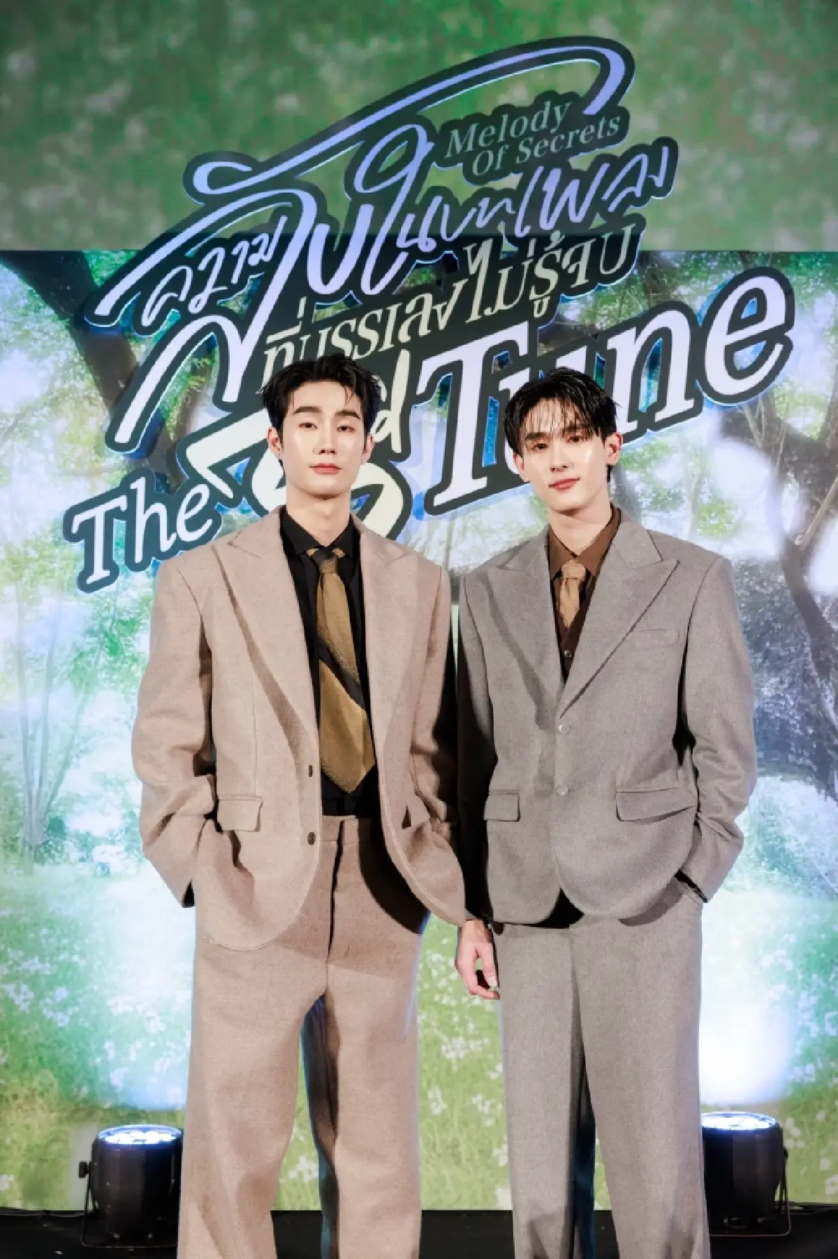 ‘ฟอส-บุ๊ค’ ชวนไขความลับซีรีส์ ใน ‘ความลับในบทเพลงที่บรรเลงไม่รู้จบ Melody of Secrets : The 3rd Tune’