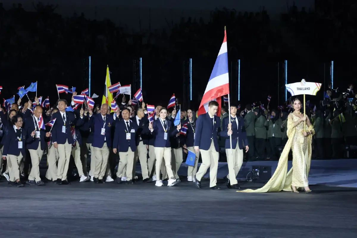 ในหลวง-พระราชินี เสด็จฯ ทรงเปิดการแข่งขันกีฬาซีเกมส์ ครั้งที่ 33