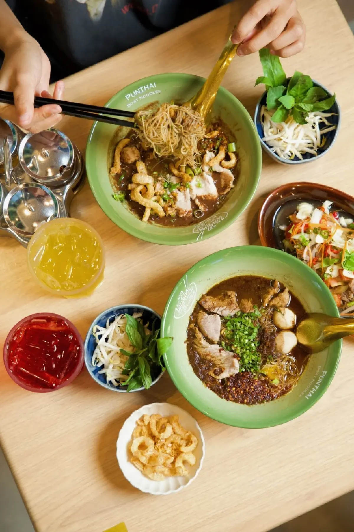 กาแฟพันธุ์ไทย จัดตั้งบริษัทย่อยใหม่ ก๋วยเตี๋ยวเรือพันธุ์ไทย รุกตลาด Street Food แสนล้าน