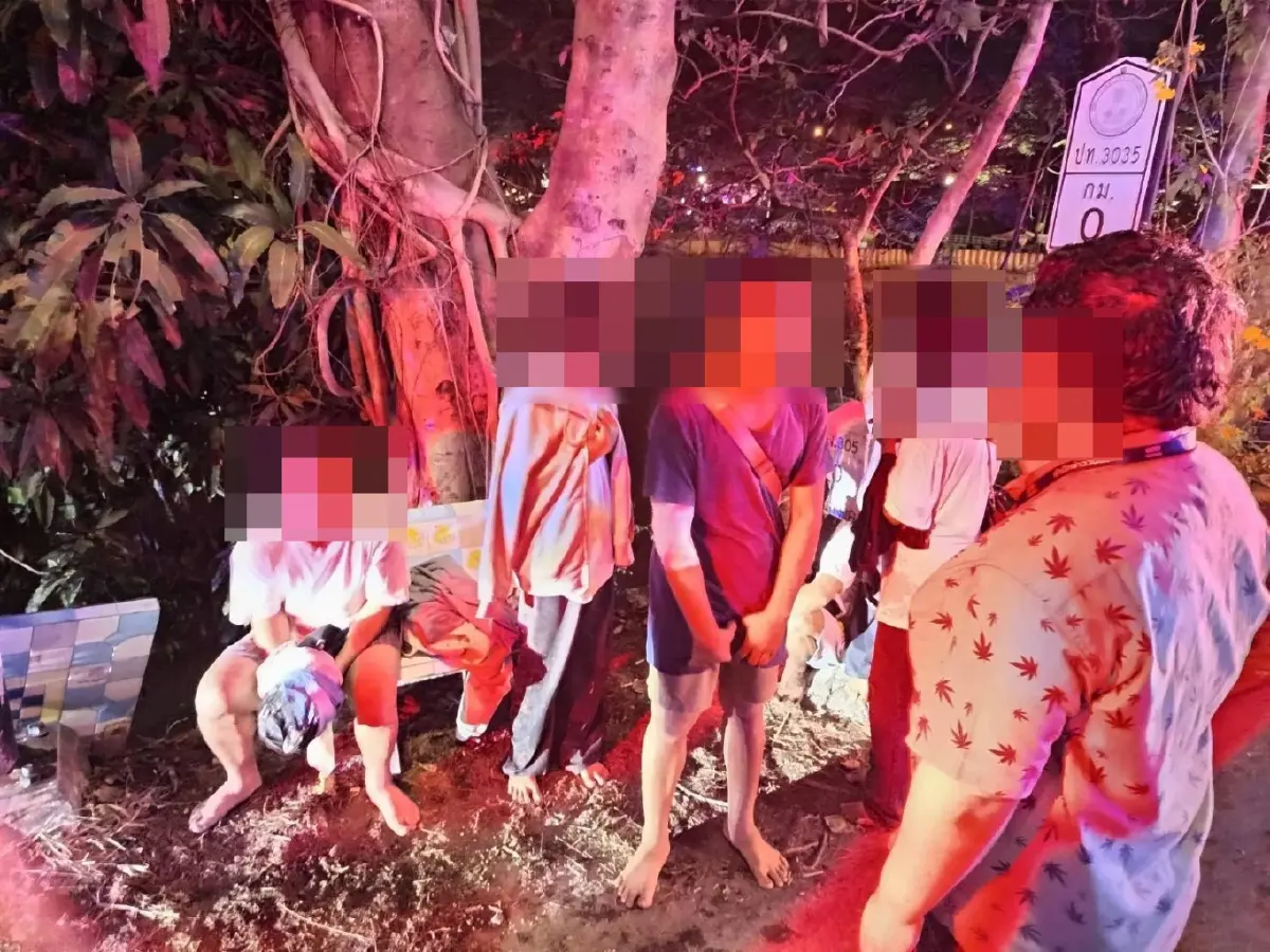 กระบะมรณะ พุ่งลงคลอง 13 ปทุมธานี จมน้ำดับ 3 สูญหาย 3 เร่งงมหาอีก