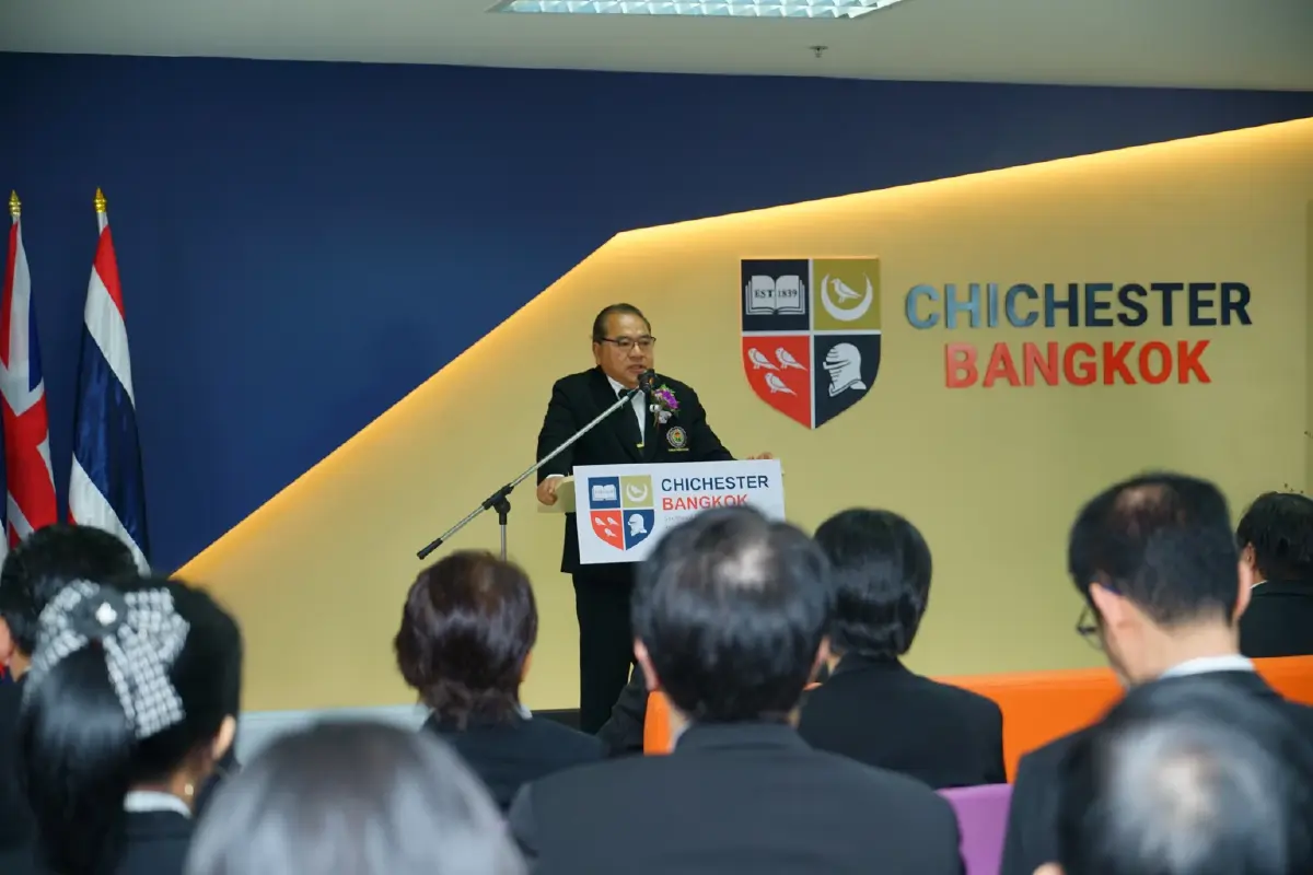 บัณฑิต '2 ปริญญา'เรียนไทยได้วุฒิ UK สร้างคนพันธุ์ใหม่สู่ตลาดโลก