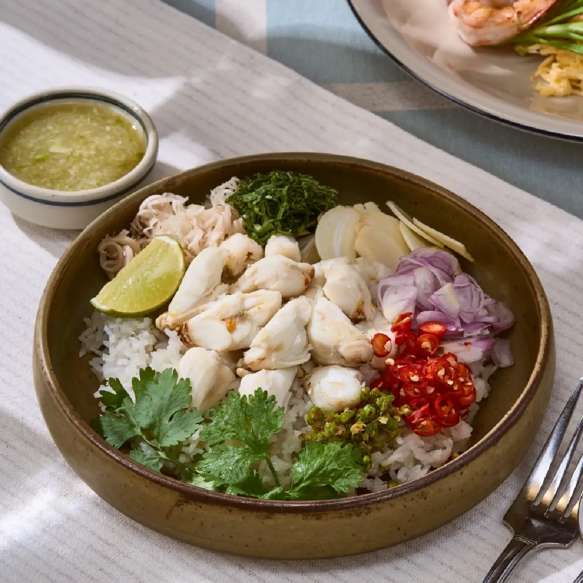 จาก 'ศรีตราด' สู่ 'ห้องของศรี' เชิดชูรสชาติอาหารตะวันออก