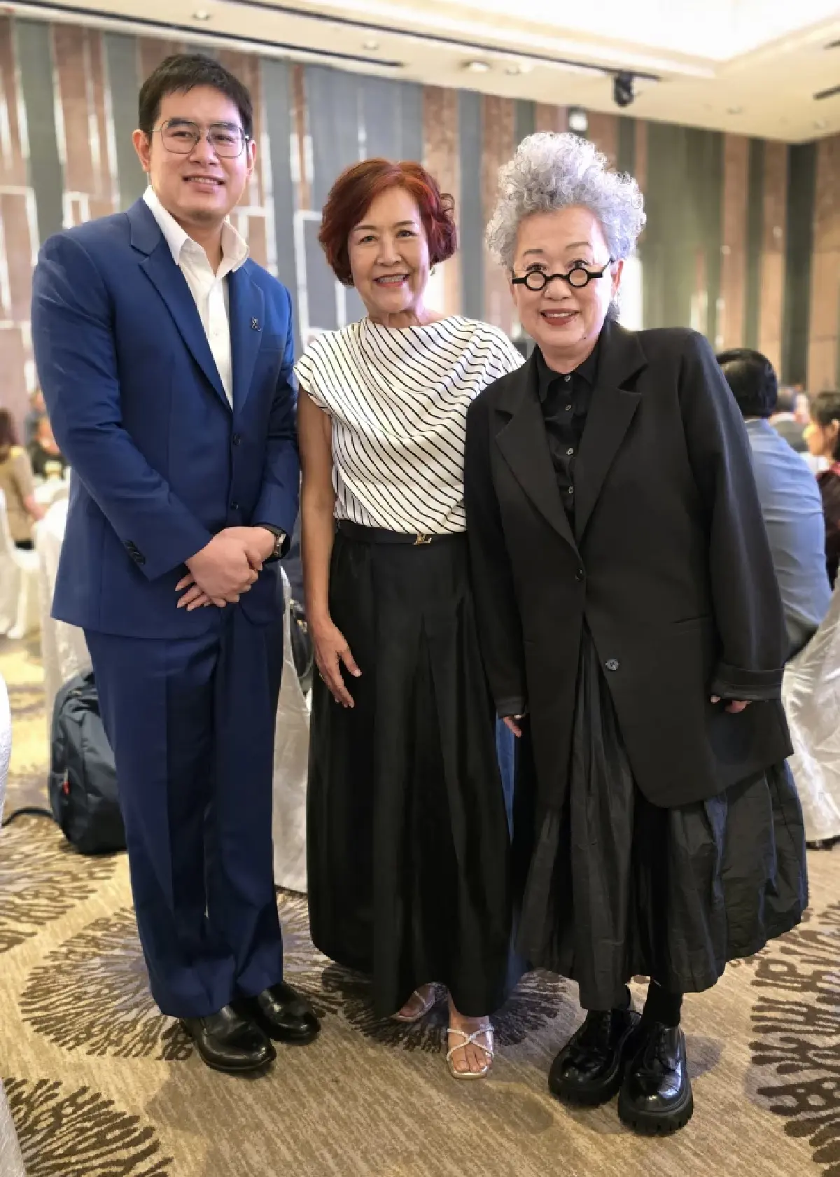 พระราชทานรางวัล ‘ซีไรต์’ ปี 67-68 นักเขียน 14 คนจาก 8 ประเทศ