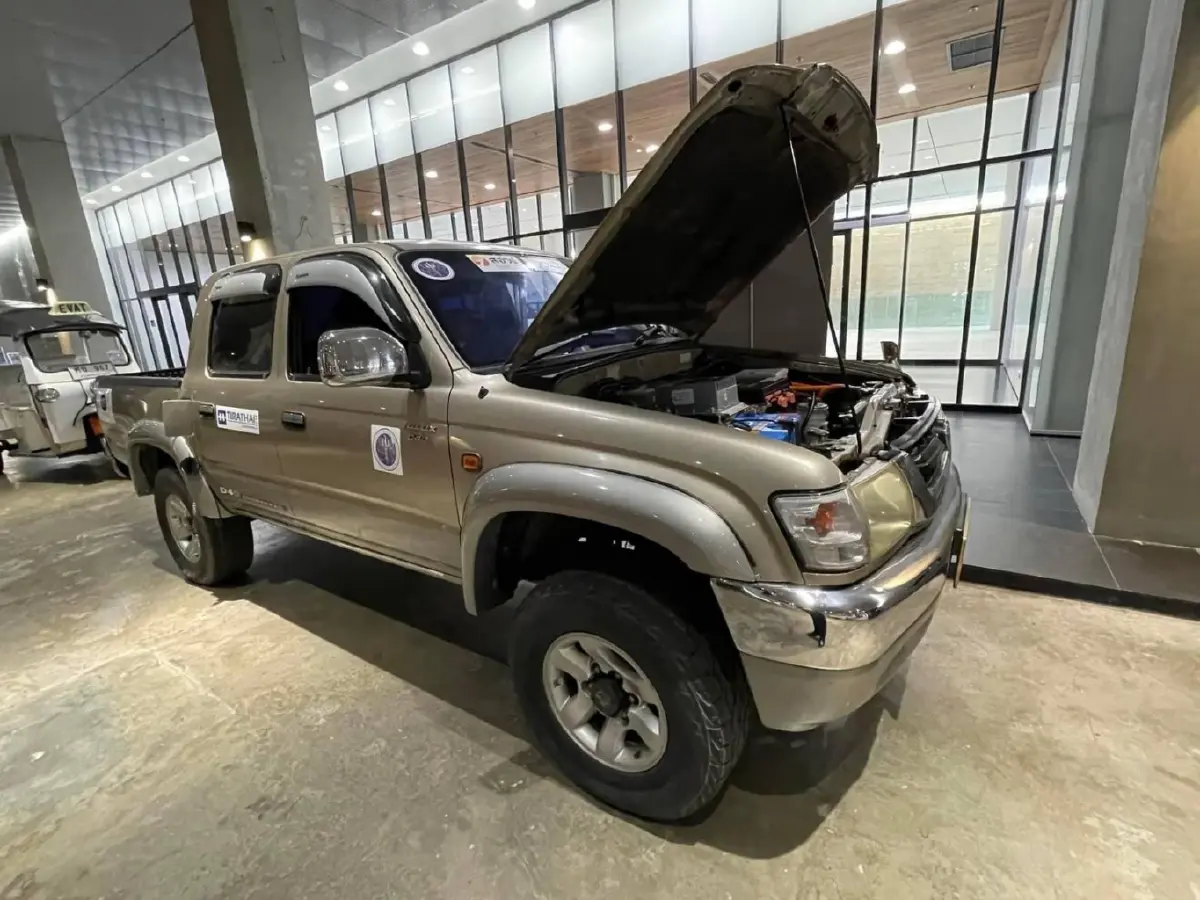 เปลี่ยนภาระให้เป็นพลัง : เสนอนโยบายแปลงรถยนต์เก่าเป็นรถไฟฟ้า