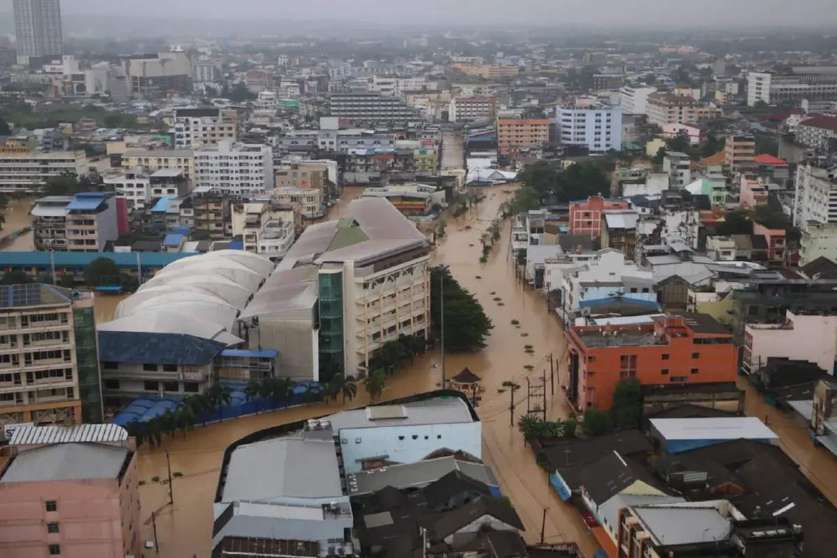 'มหาอุทกภัย' ซัดคะแนนนิยม '54ตั๋วผู้แทน'ภาคใต้  กลาง'กระแสน้ำ'