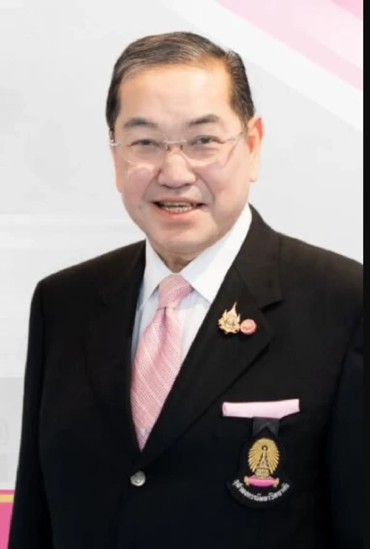 พ่อดีเด่นแห่งชาติ ปี 2568 กมธ.ฯวุฒิสภา ประกาศรายชื่อ 45 คนดัง