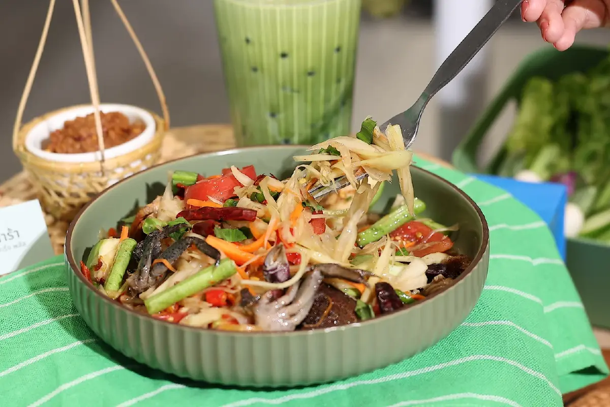 'ไลน์แมน' สรุปเทรนด์ 2025 ปีแห่ง 'มัตจะ' – 'ตำปูปลาร้า' แชมป์อาหาร