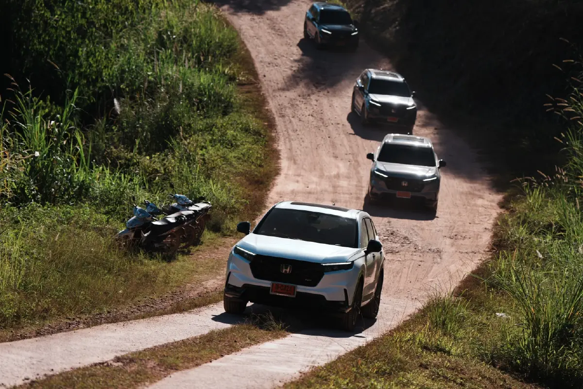 Honda CR-V ปรับไลน์อัพ ขับไว้ใจได้เหมือนเดิม นิ่ง ลุยโค้ง สนุก 