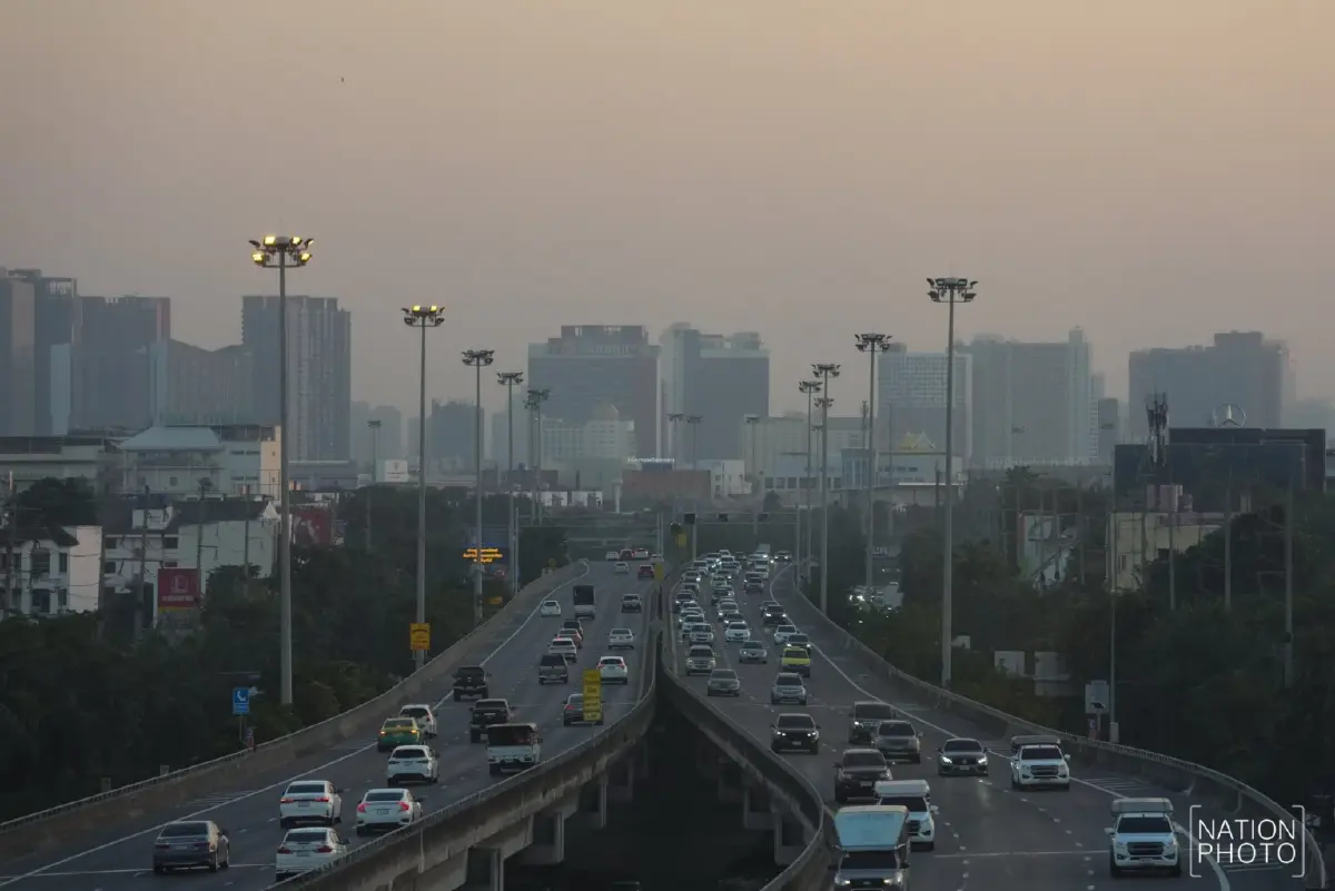 ไทย Soft Power ฝ่าสมรภูมิ โต้พายุ สู้ฝุ่นพิษ