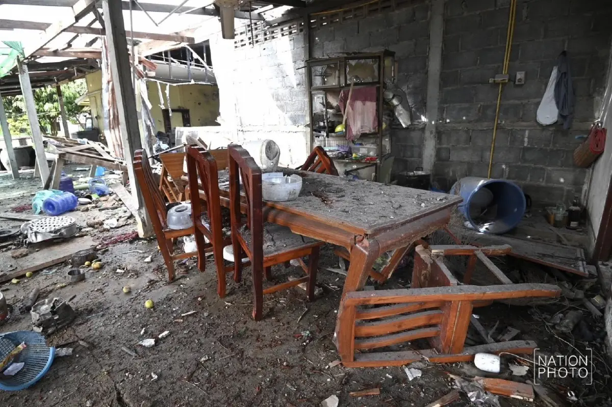 ด่วน! กัมพูชาระดมยิง BM-21 ถล่ม พนมดงรัก กระสุนตกใส่บ้านพัง 1 หลัง