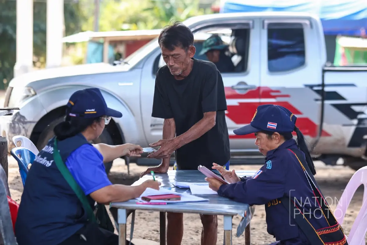 ยังปะทะต่อเนื่อง ตรวจเข้มห้ามปชช.กลับเข้าพื้นที่ชายแดนกันทรลักษ์โดยเด็ดขาด