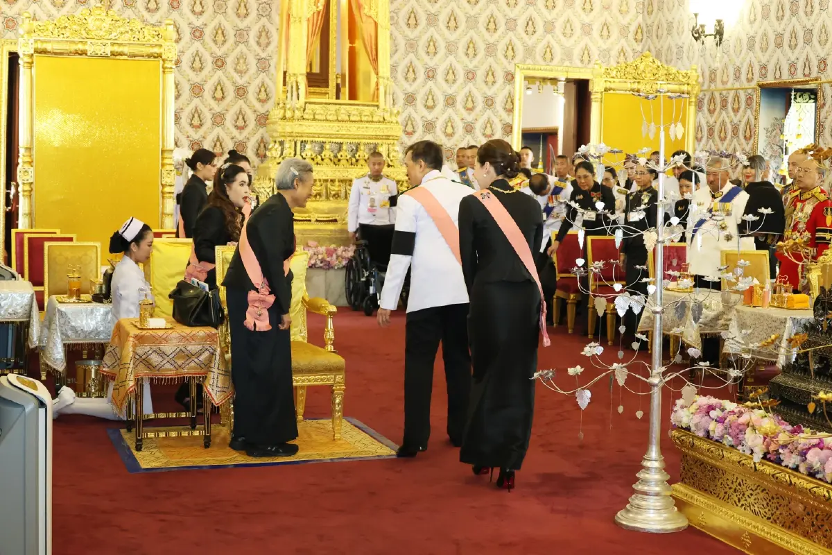 ในหลวง-พระราชินี เสด็จฯ ทรงบำเพ็ญพระราชกุศลปัญญาสมวาร 50 วัน ถวายพระบรมศพฯ
