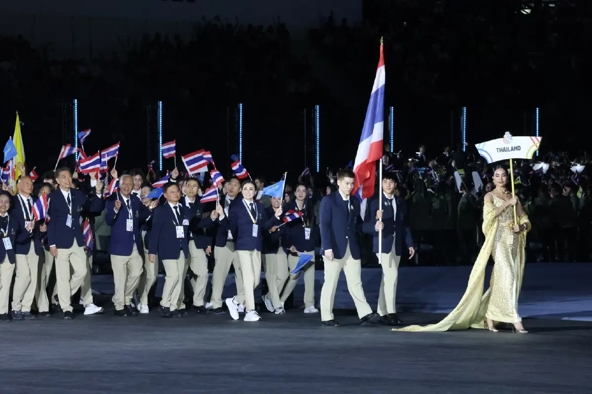 ในหลวง-พระราชินี เสด็จฯ ทรงเปิดการแข่งขันกีฬาซีเกมส์ ครั้งที่ 33