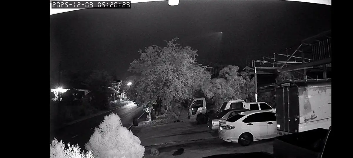 ไขปริศนา 'แสงรูปกรวย' จากไอพ่นจรวด Falcon 9 เหนือท้องฟ้าทั่วไทย