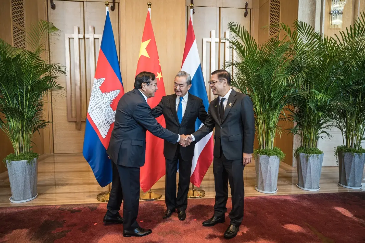 อ่านบทความพิเศษ 'ทูตจาง เจี้ยนเว่ย' จุดยืนจีนต่อความขัดแย้งชายแดนไทย-กัมพูชา