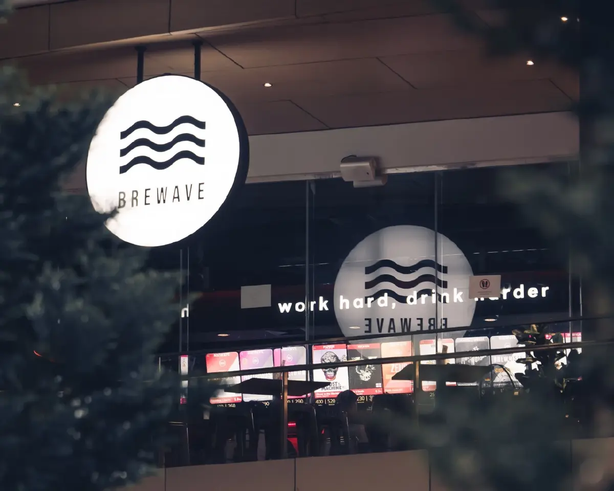 ‘Brewave’ โกยยอดขายมากสุด 4 แสนบาท/วัน ลุยยกร้านขึ้นห้าง-ขายบนโรงหนัง ตั้งเป้ารายได้ ‘300 ล้าน’