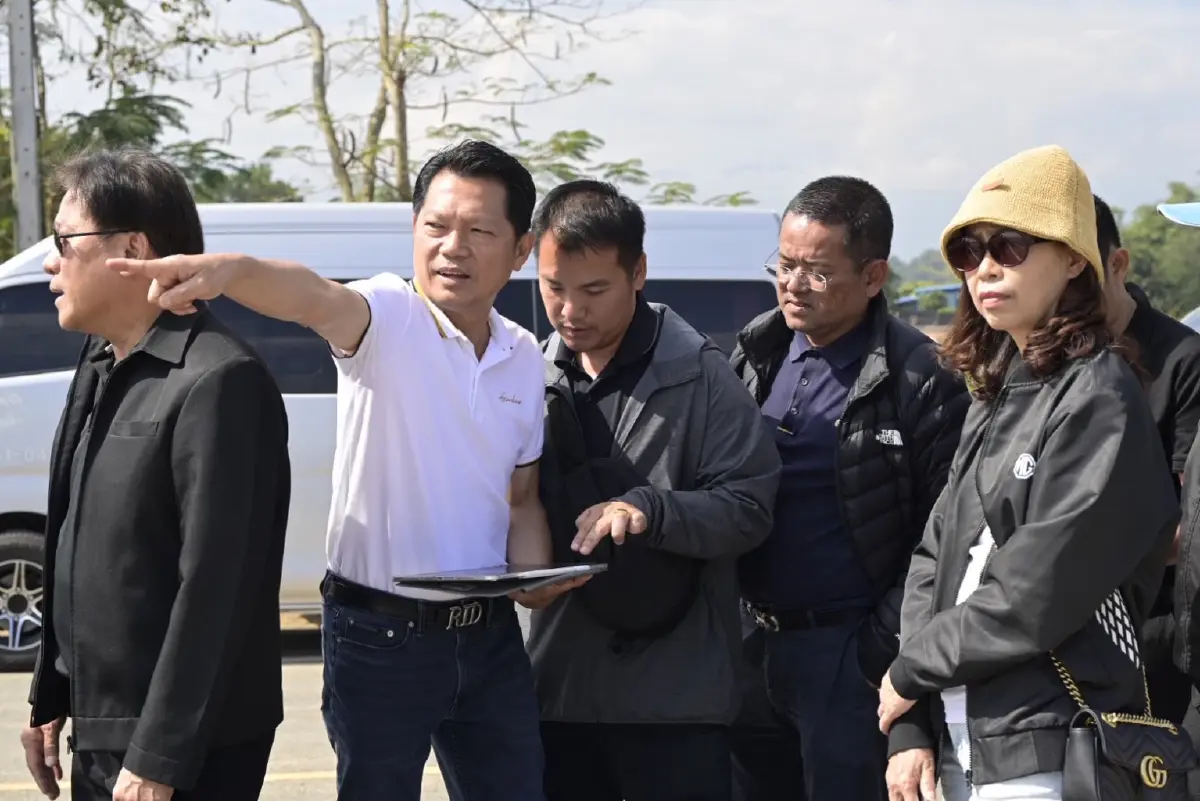 อธิบดีฯ สุริยพล ประชุมเร่งรัดงานก่อสร้างถนนรอบกว๊านพะเยา จังหวัดพะเยา