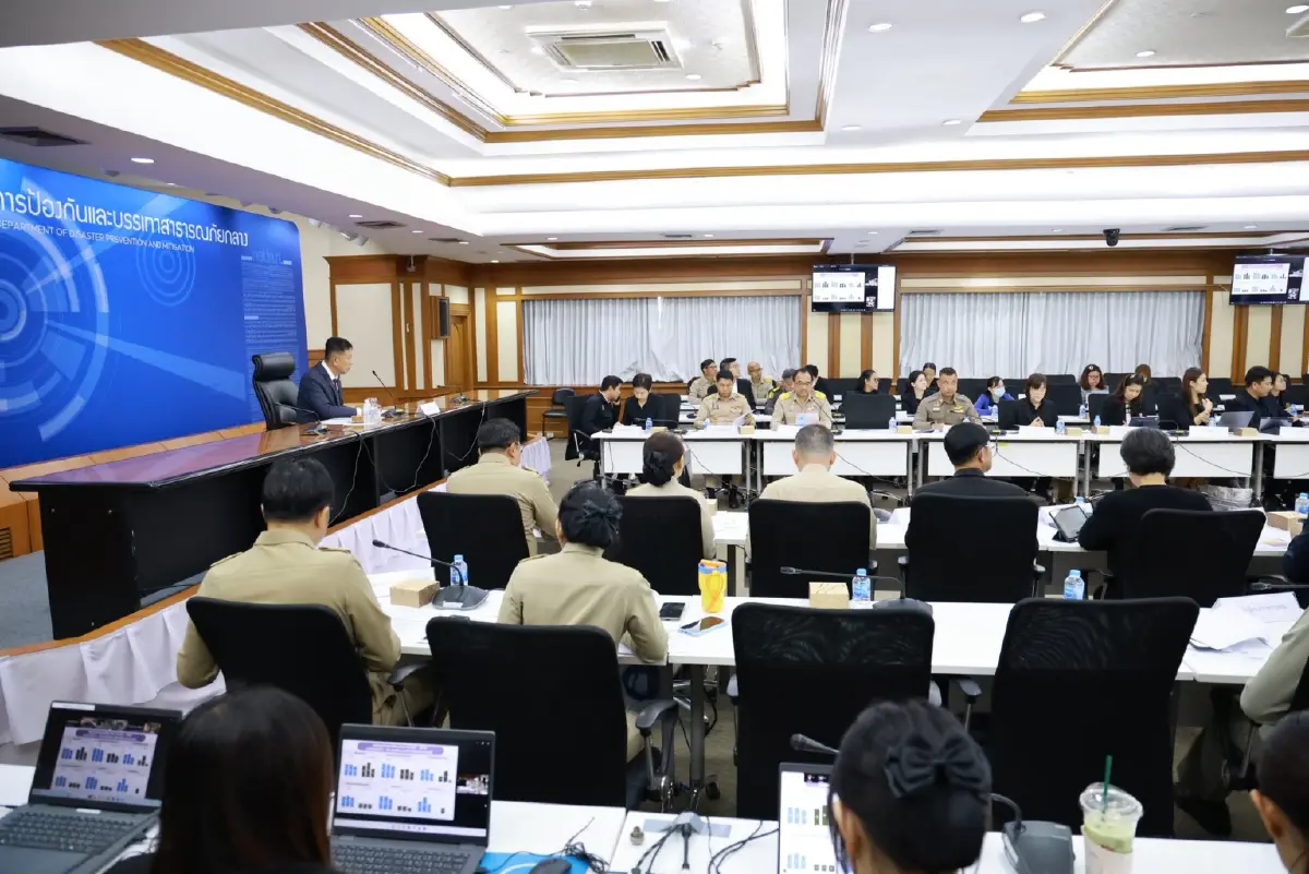 รับมือฝุ่นพิษ! กทม. ค่า PM 2.5 พุ่ง รัฐบาลเร่งสกัดเผาป่า ควันดำ 20%