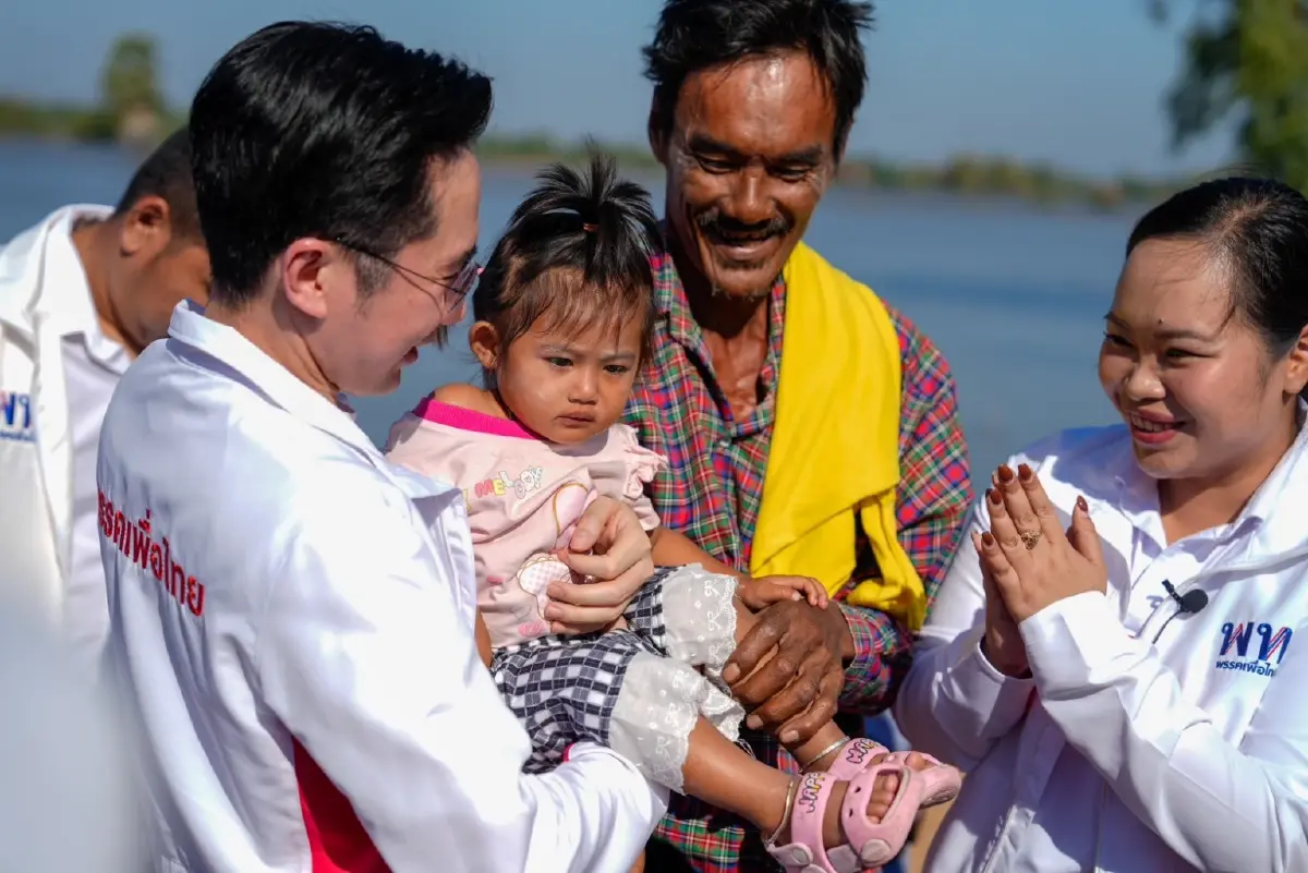 ‘เพื่อไทย’ ชูประกันกำไรสินค้าเกษตร เปิดตัว ‘ยศชนัน’ ที่อยุธยา