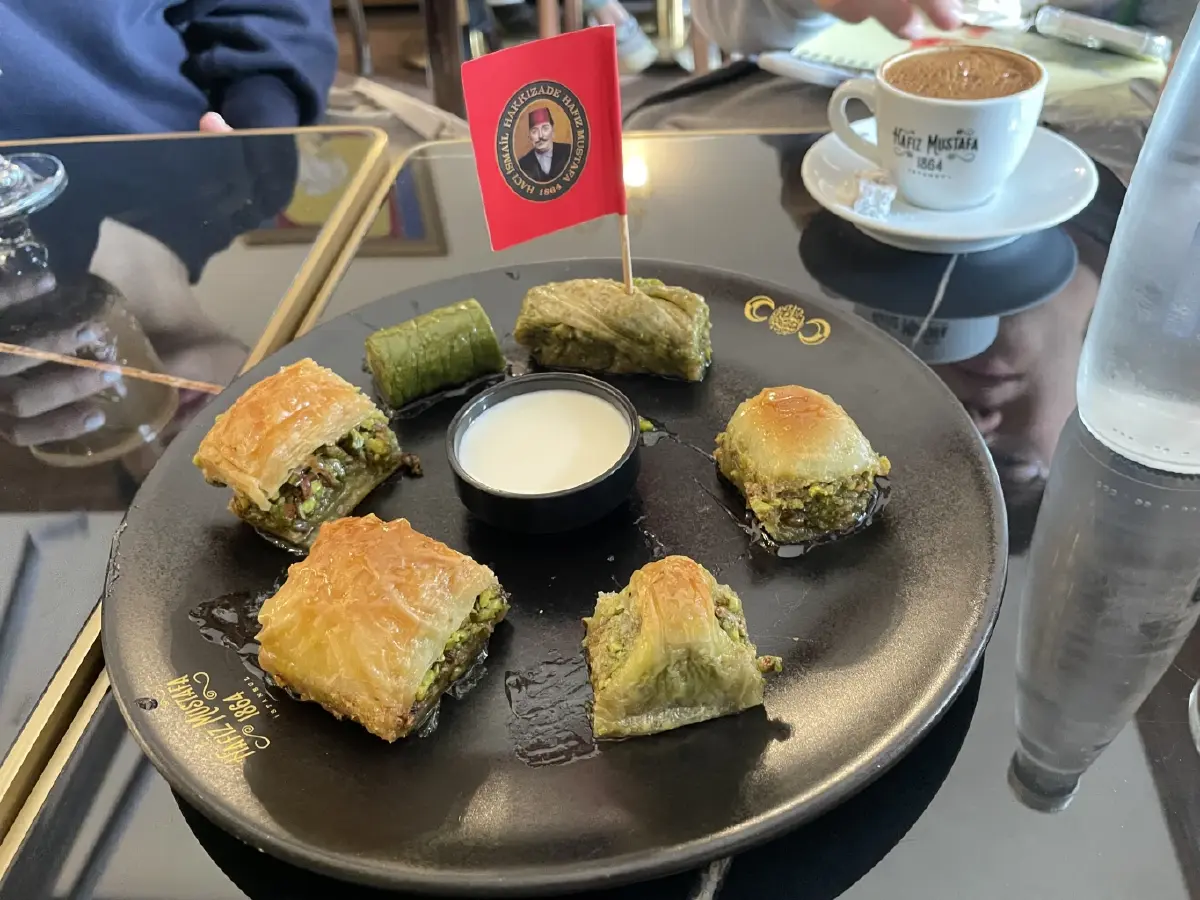 อิสตันบูล One Day Trip ปักหมุด 4 แลนด์มาร์กสุดปัง รอต่อเครื่องก็เที่ยวได้