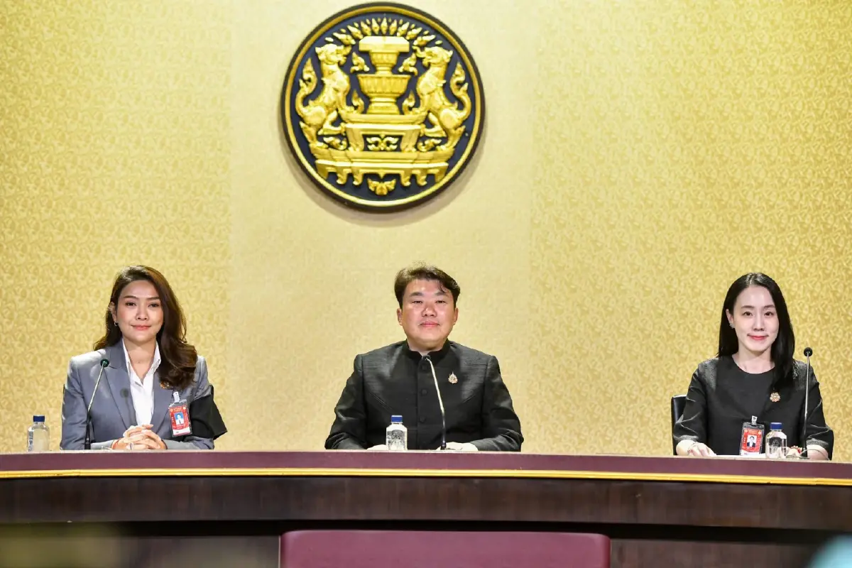 ครม.เว้นค่าผ่านทางพิเศษ 7 วันเป็นของขวัญปีใหม่ให้ประชาชน