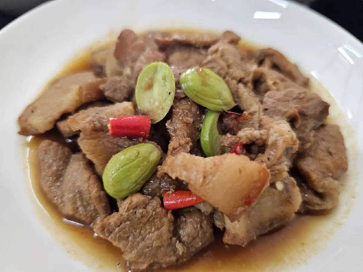 ‘แกงขมิ้น’ ที่ ‘ครัวหนังตะลุง’ จากทุ่งสง หรอยแรง ที่ แฟลตคลองจั่น