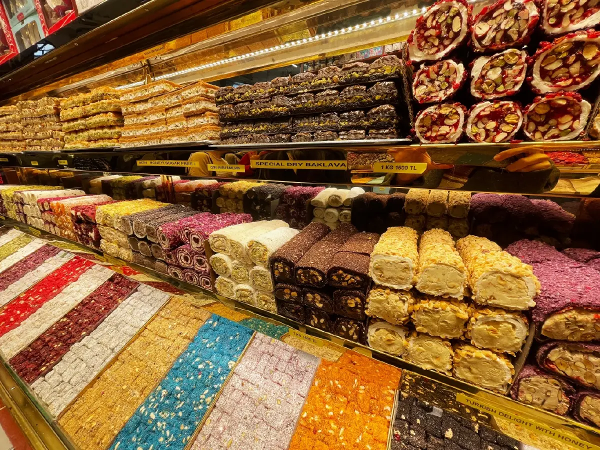 อิสตันบูล One Day Trip ปักหมุด 4 แลนด์มาร์กสุดปัง รอต่อเครื่องก็เที่ยวได้