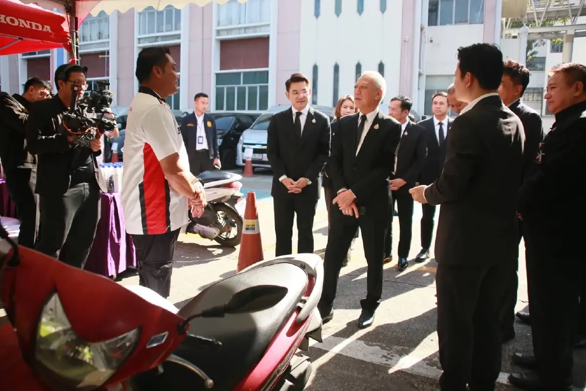 'พิพัฒน์' เปิดแคมเปญปีใหม่ 2569 เข้มปลอดภัย ลดอุบัติเหตุทางถนน 5%