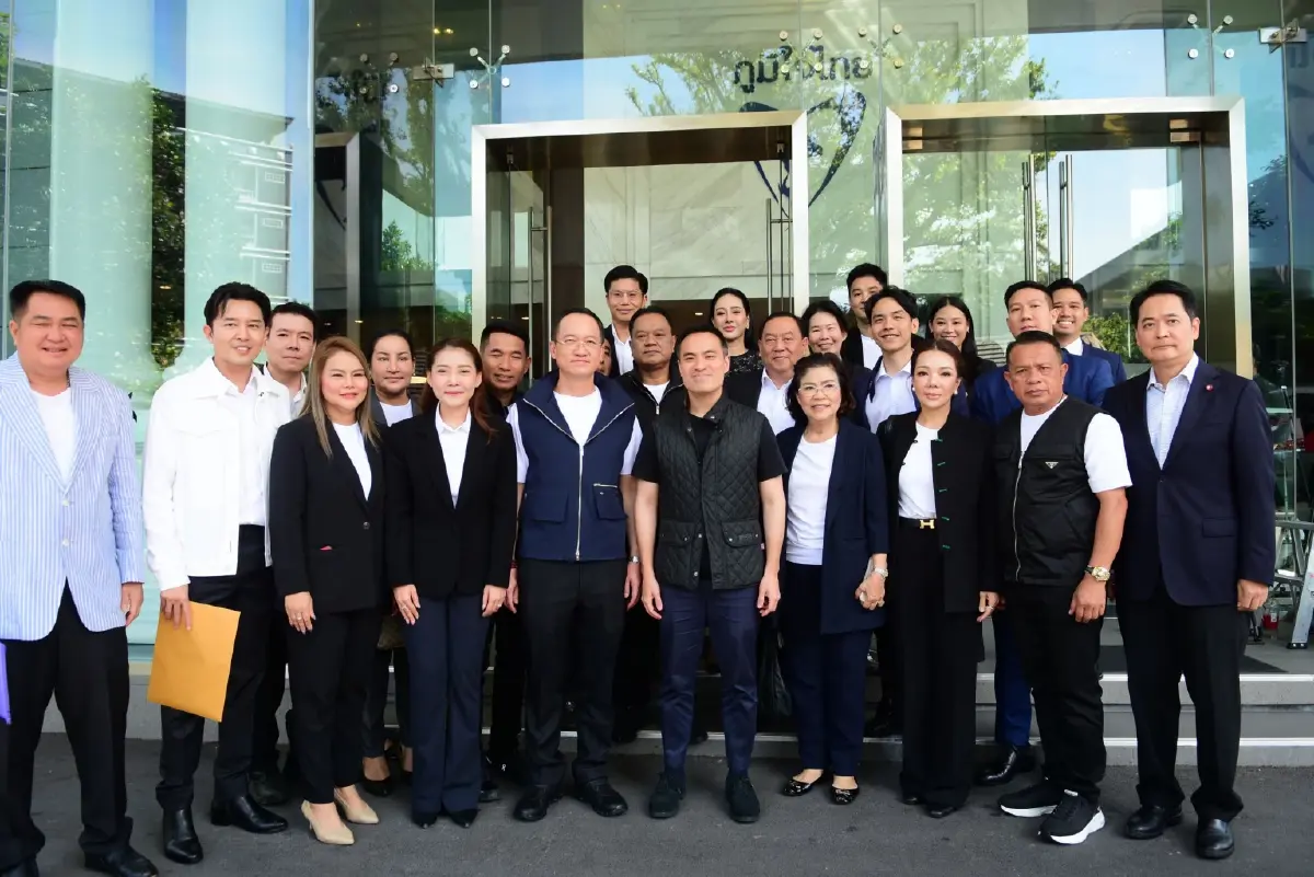 'วราวุธ' ขนอดีตสส.ชทพ. เข้า 'ภท.' ลั่นไม่ได้มาชั่วคราว