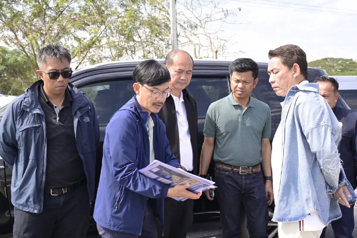 อธิบดีฯ สุริยพล ประชุมเร่งรัดงานก่อสร้างถนนรอบกว๊านพะเยา จังหวัดพะเยา