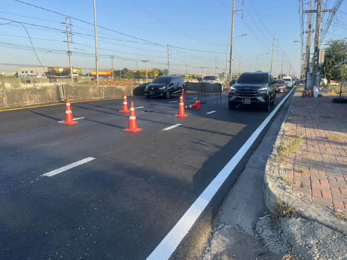 เลี่ยงด่วน ถนนตำหรุ-บางพลี ถนนทรุด หลุมลึก รถติดแล้ว ท้ายแถวสะสม