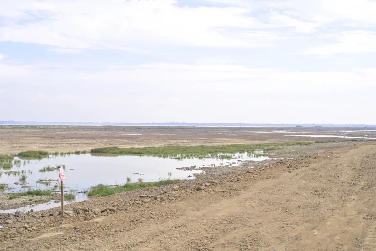 อธิบดีฯ สุริยพล ประชุมเร่งรัดงานก่อสร้างถนนรอบกว๊านพะเยา จังหวัดพะเยา