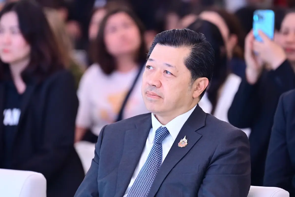 ศุภชัย–บุษดี เจียรวนนท์ ประเดิม 30 ล้าน หนุน 'หมอออร์โธฯ ชวนก้าว'