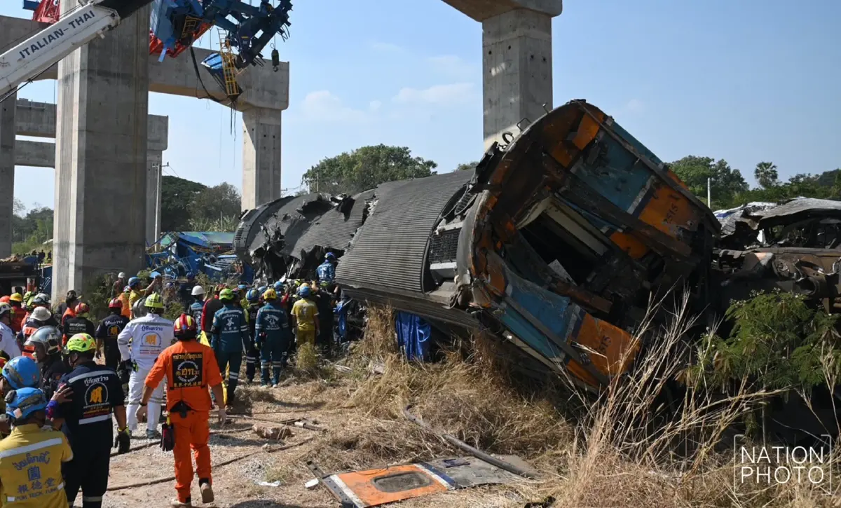 สรุปยอด เครนถล่มทับรถไฟสีคิ้ว ดับ 32 ศพ - ปิดศูนย์ปฏิบัติการฯ ค้นหา