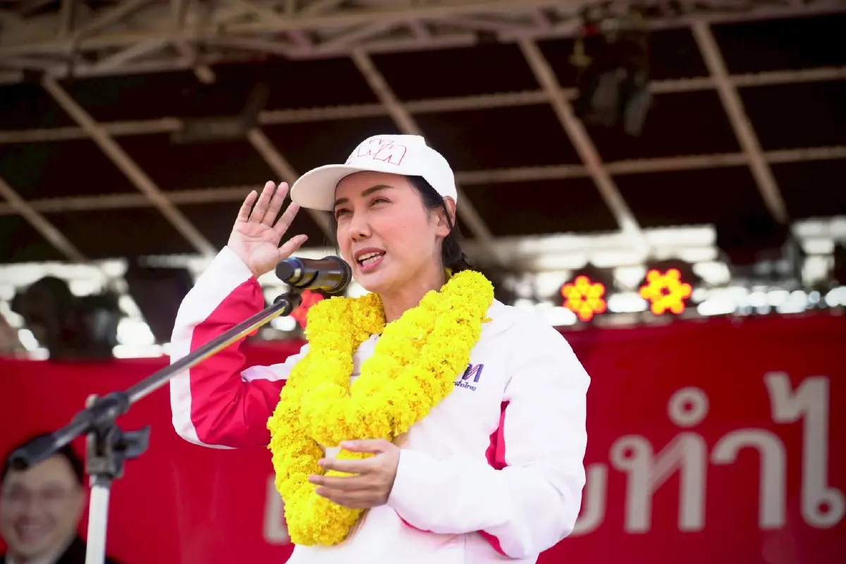 ‘จุลพันธ์’ ปราศรัยบุรีรัมย์ทัก ”หนูเอ้ย“ ขอ ‘เพื่อไทย’ ยกจังหวัด